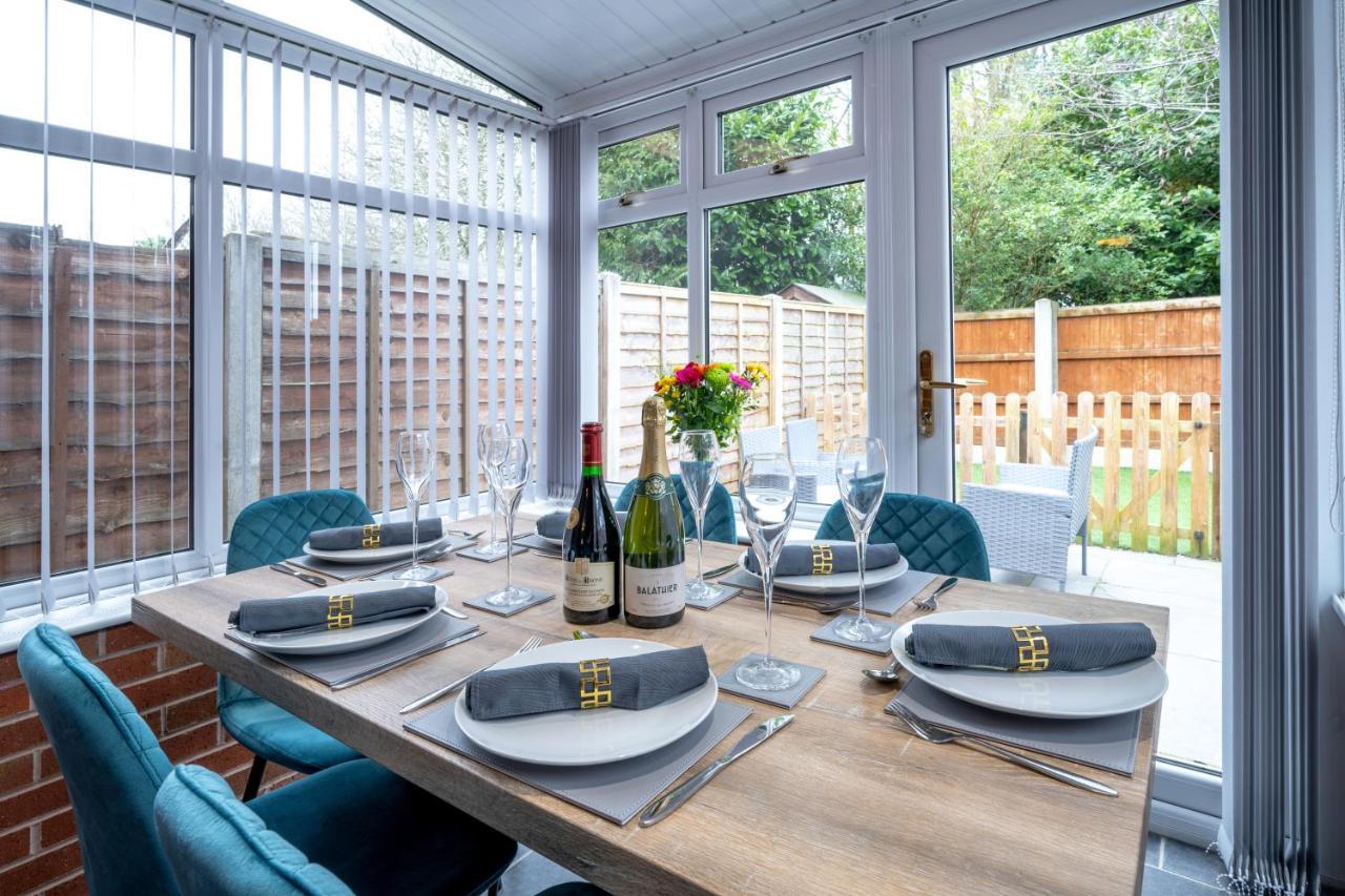 Yew Tree House Contractor / Family Home Free Netflix Fast Wifi Near Dudley/Birmingham Cradley Heath Экстерьер фото