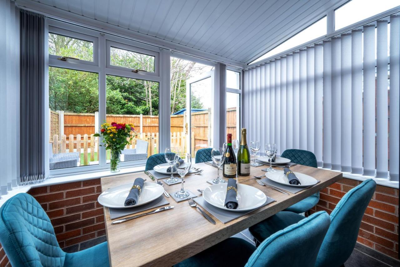 Yew Tree House Contractor / Family Home Free Netflix Fast Wifi Near Dudley/Birmingham Cradley Heath Экстерьер фото