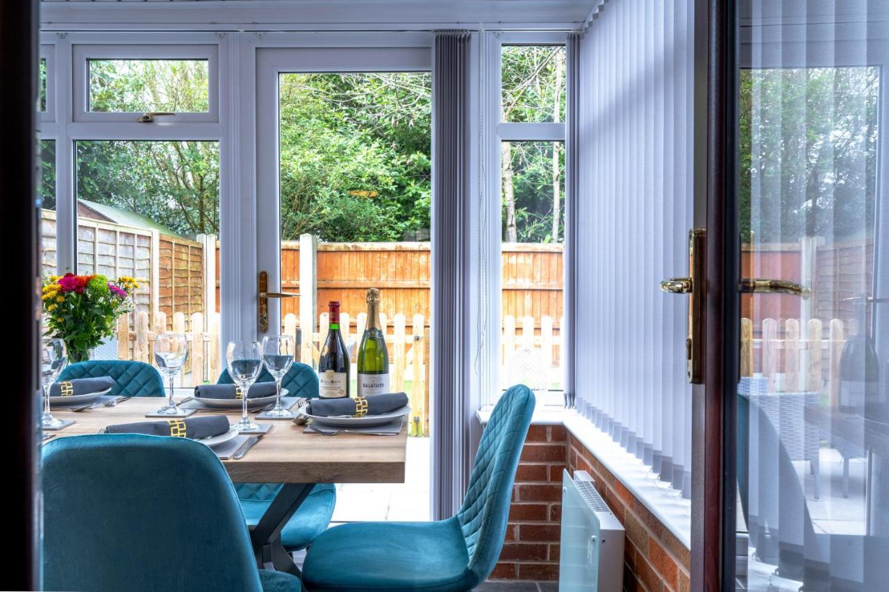 Yew Tree House Contractor / Family Home Free Netflix Fast Wifi Near Dudley/Birmingham Cradley Heath Экстерьер фото